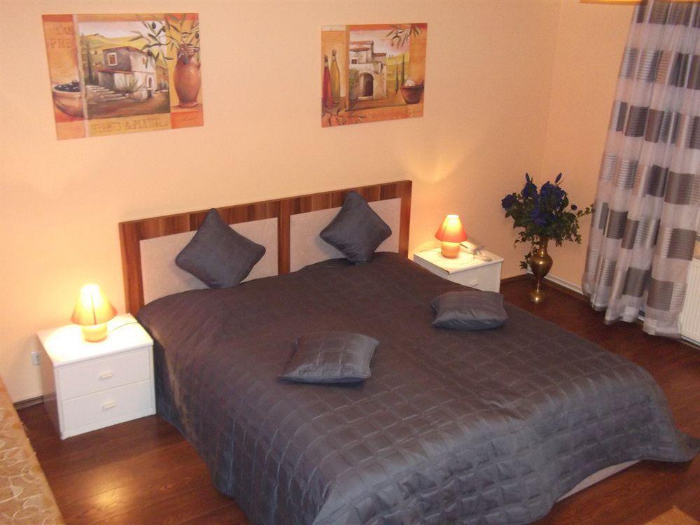 Hotel Gruene Tanne Хамбург Екстериор снимка