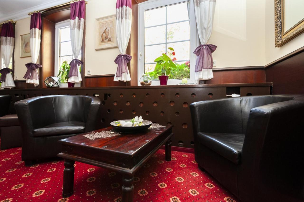 Hotel Gruene Tanne Хамбург Екстериор снимка