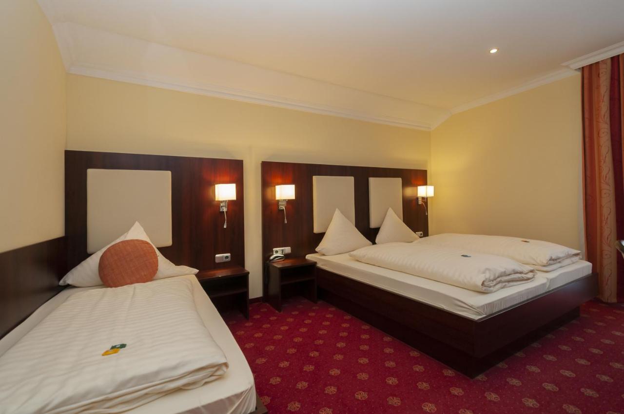 Hotel Gruene Tanne Хамбург Екстериор снимка