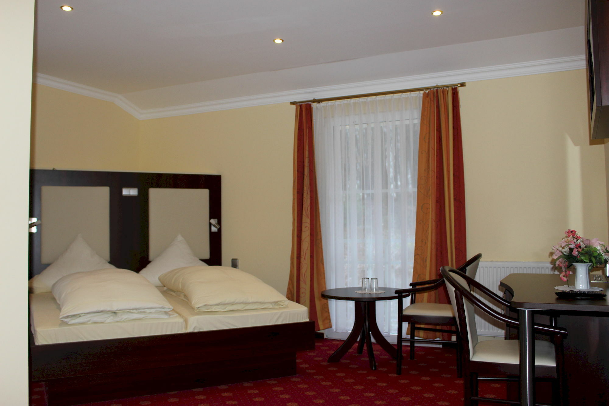 Hotel Gruene Tanne Хамбург Екстериор снимка