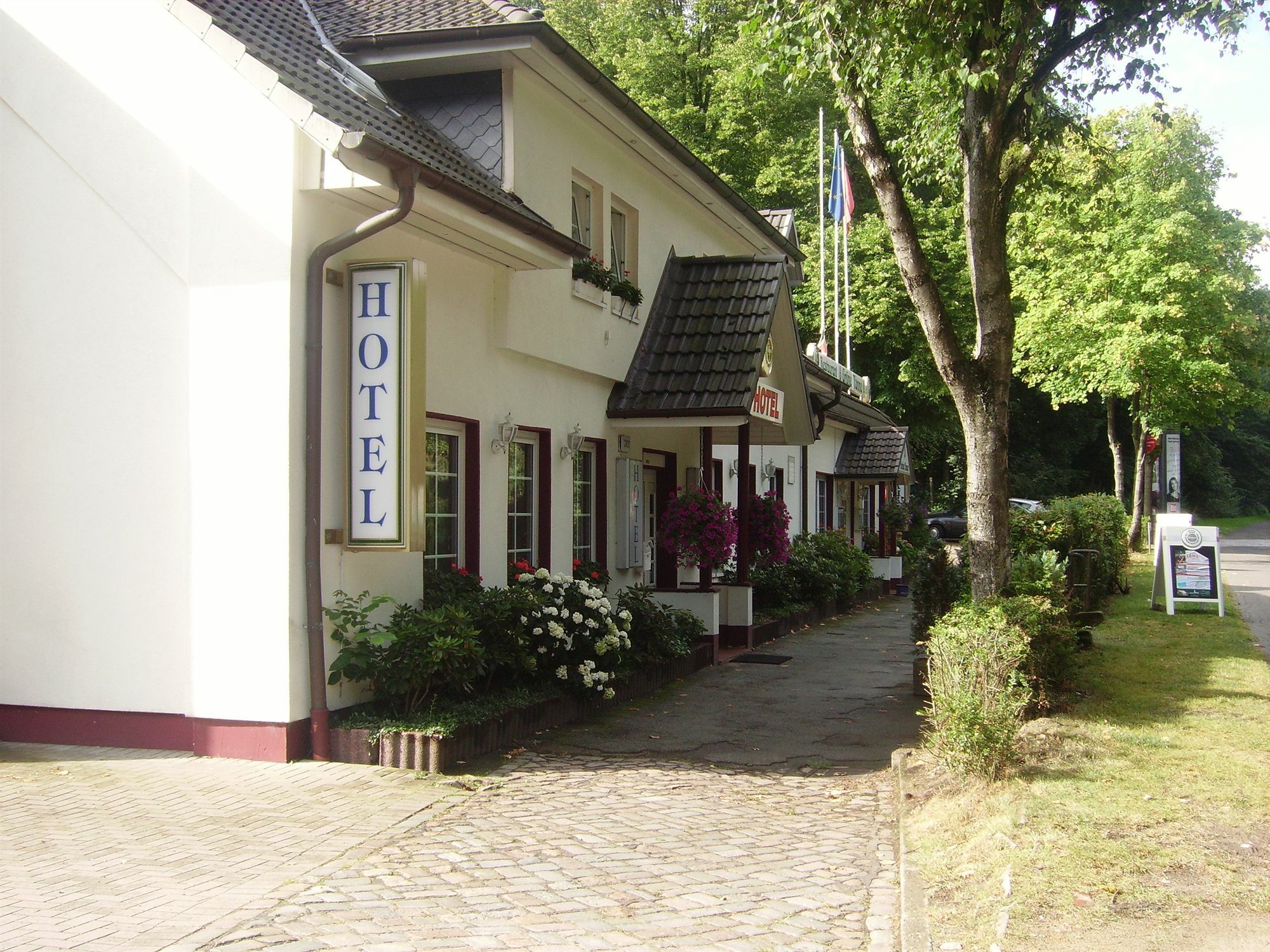 Hotel Gruene Tanne Хамбург Екстериор снимка